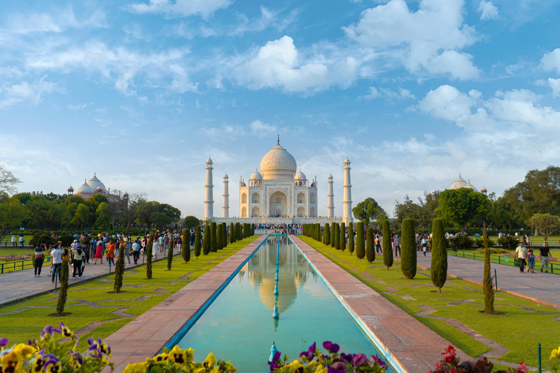 THAJMAHAL